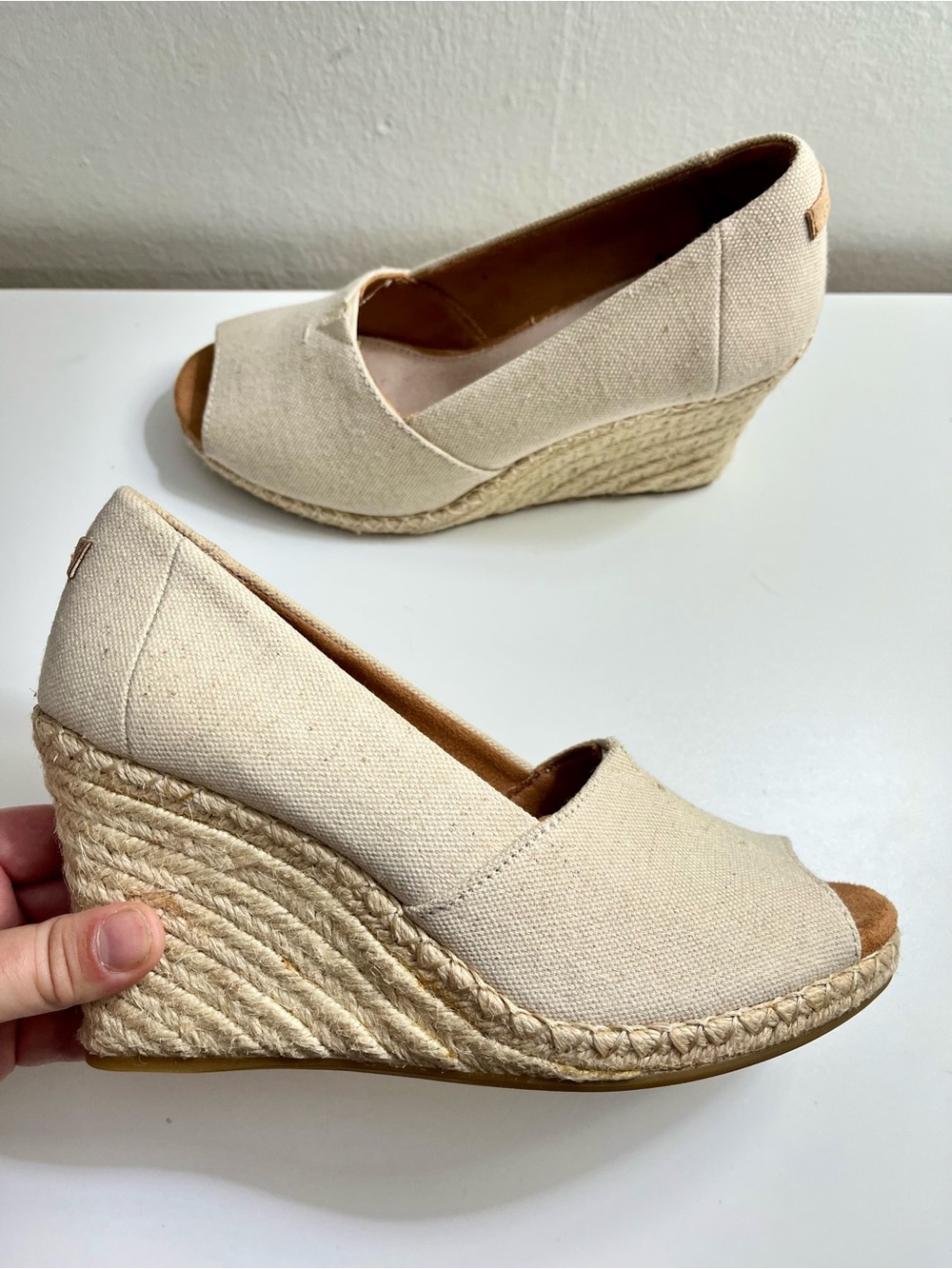 TOMS Michelle Canvas Peep-Toe Wedge Espadrilles Size 7